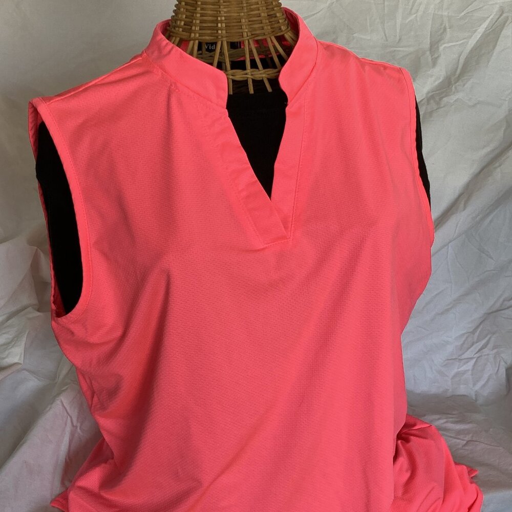 Hot Pink Sleeveless Golf Shirt w/ V neck opening, sz L by Vidusou